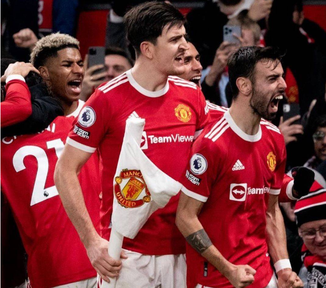  曼联逆转绝杀西汉姆，拉什福德补时世界波定乾坤  