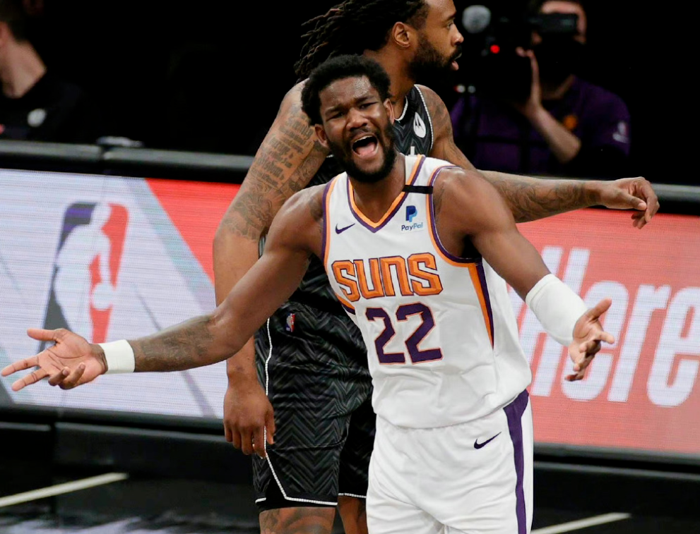  艾顿22+15太阳主场拔活塞  